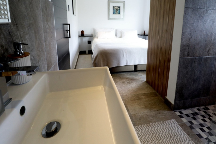 4 Bedroom Property for Sale in Seaview Eastern Cape